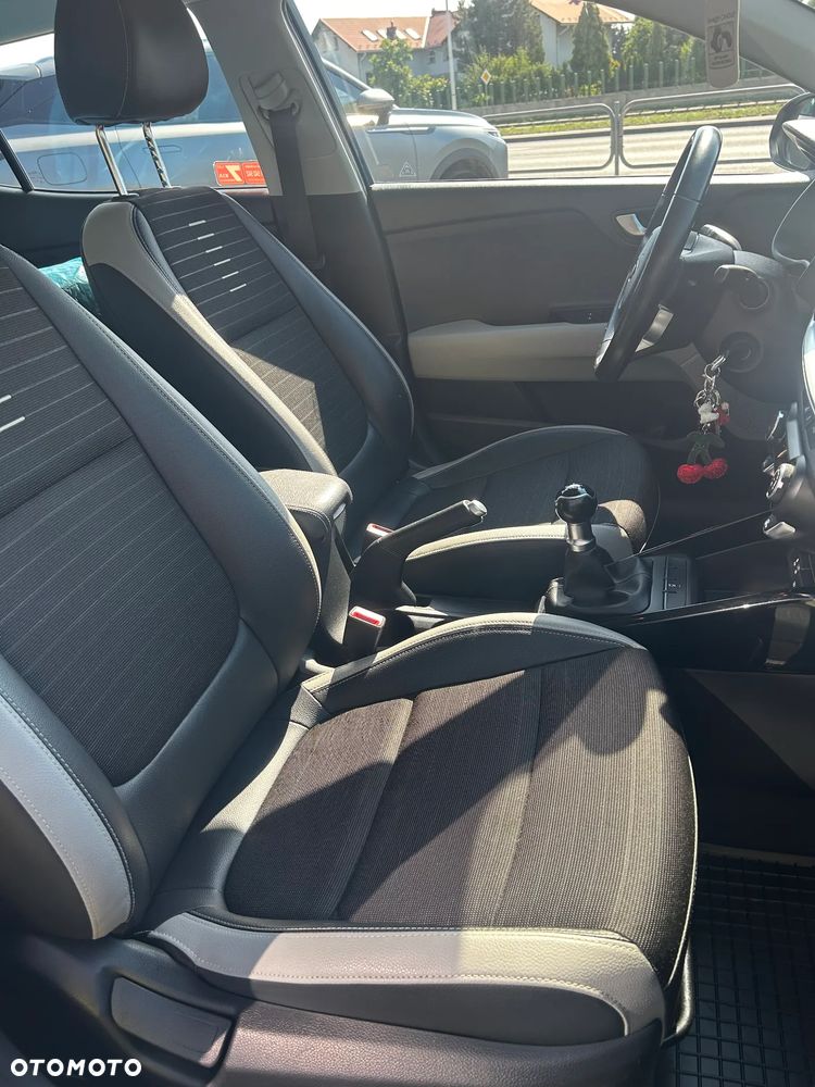 Kia Stonic 1.2 M - 21