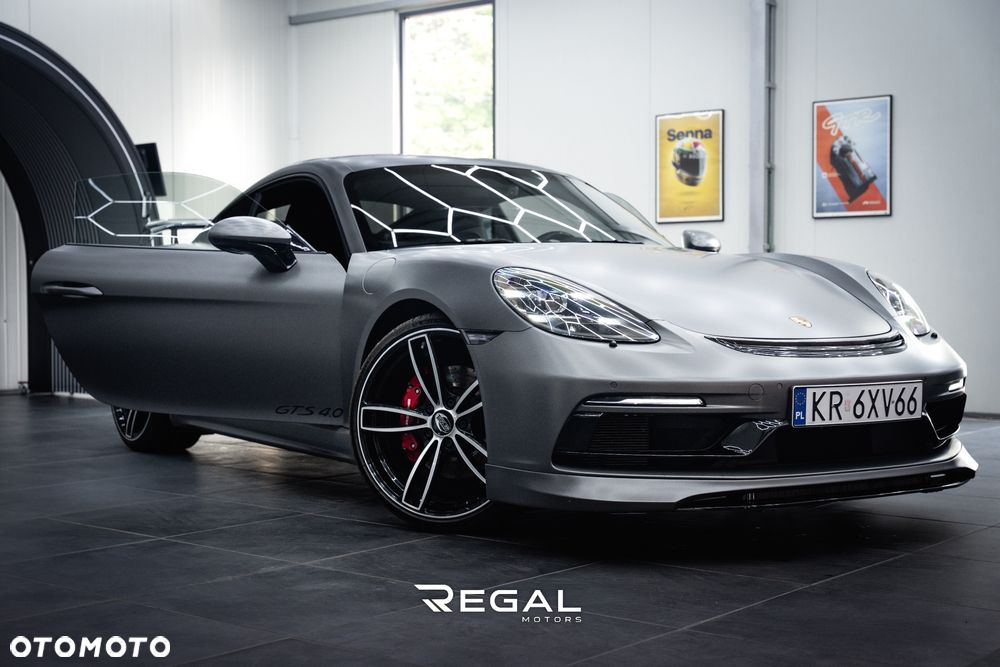 Porsche 718 Cayman - 2
