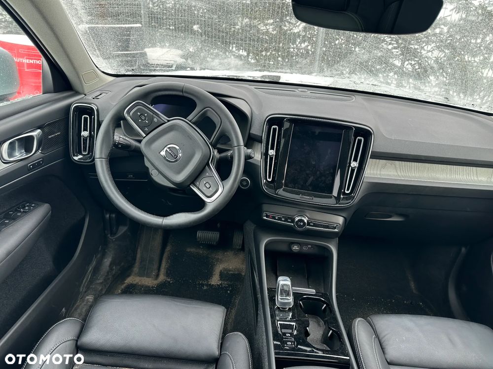 Volvo XC 40 - 20