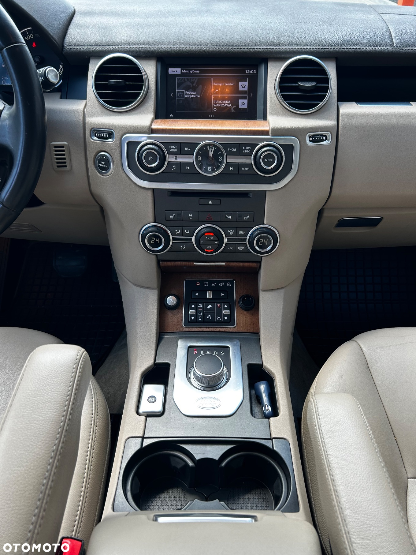 Land Rover Discovery IV 3.0 V6 SC HSE - 27