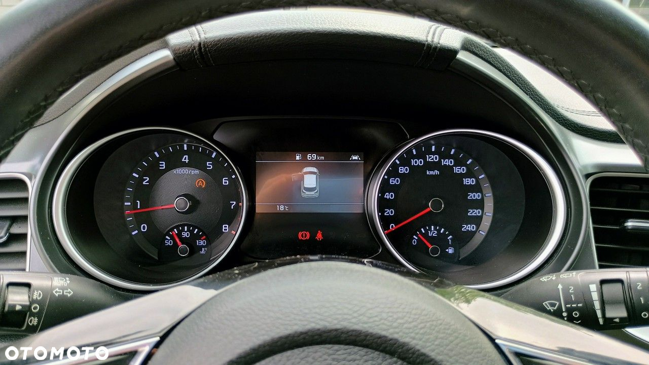 Kia XCeed 1.5 T-GDI M - 25