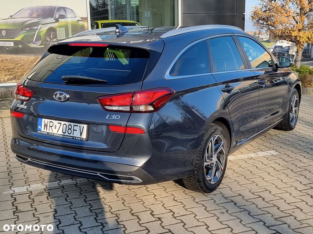 Hyundai i30 1.5 T-GDI 48V Smart - 13