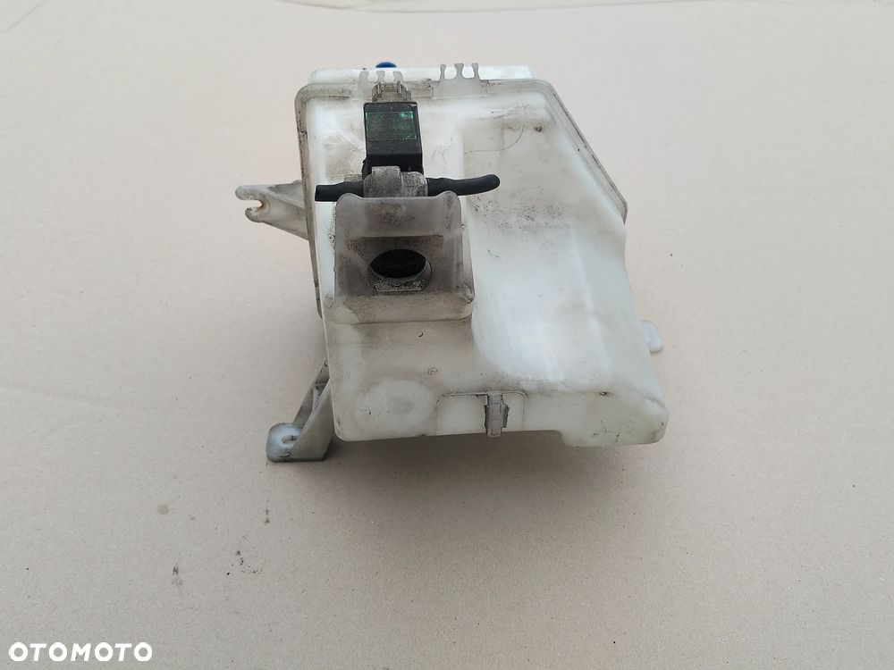 ZBIORNICZEK SPRYSKIWACZY HYUNDAI I30 LIFT 98600-2L000 - 9