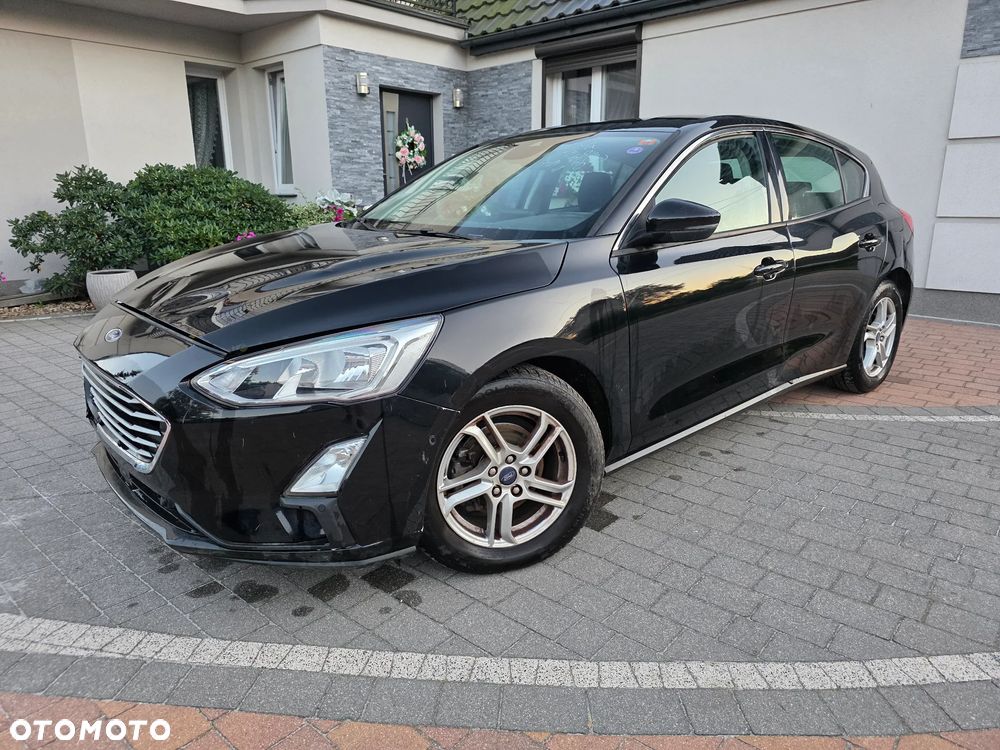 Ford Focus 1.0 EcoBoost Hybrid ACTIVE - 10
