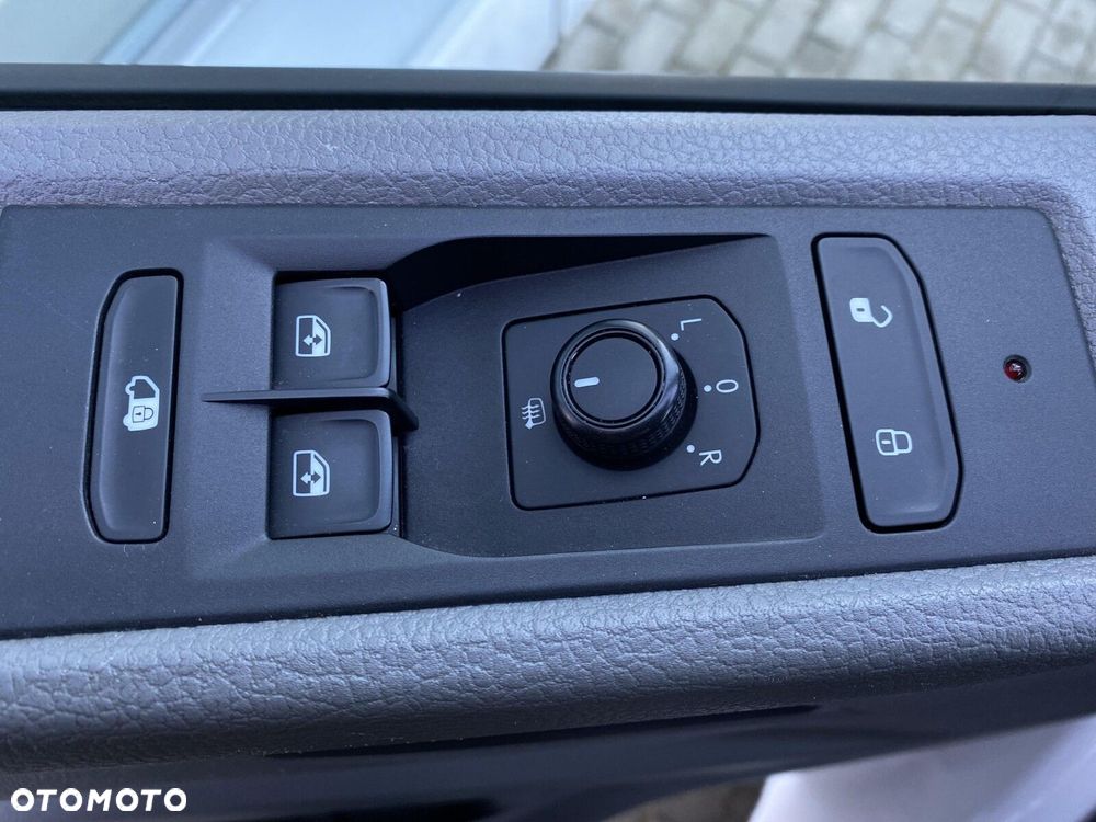 Volkswagen Transporter - 10