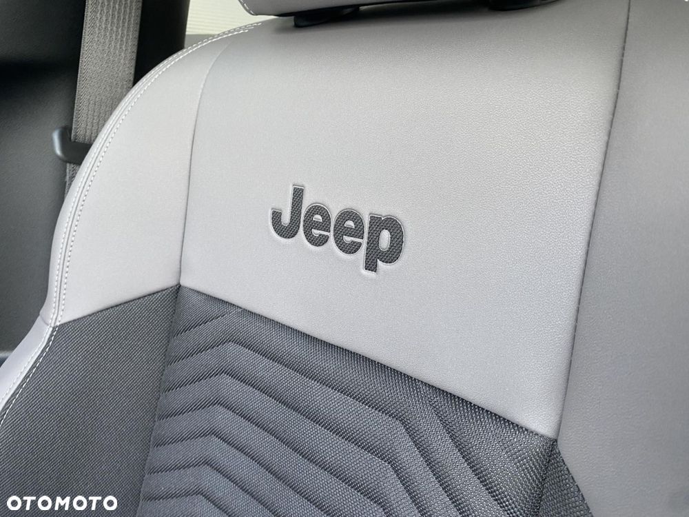 Jeep Compass - 19