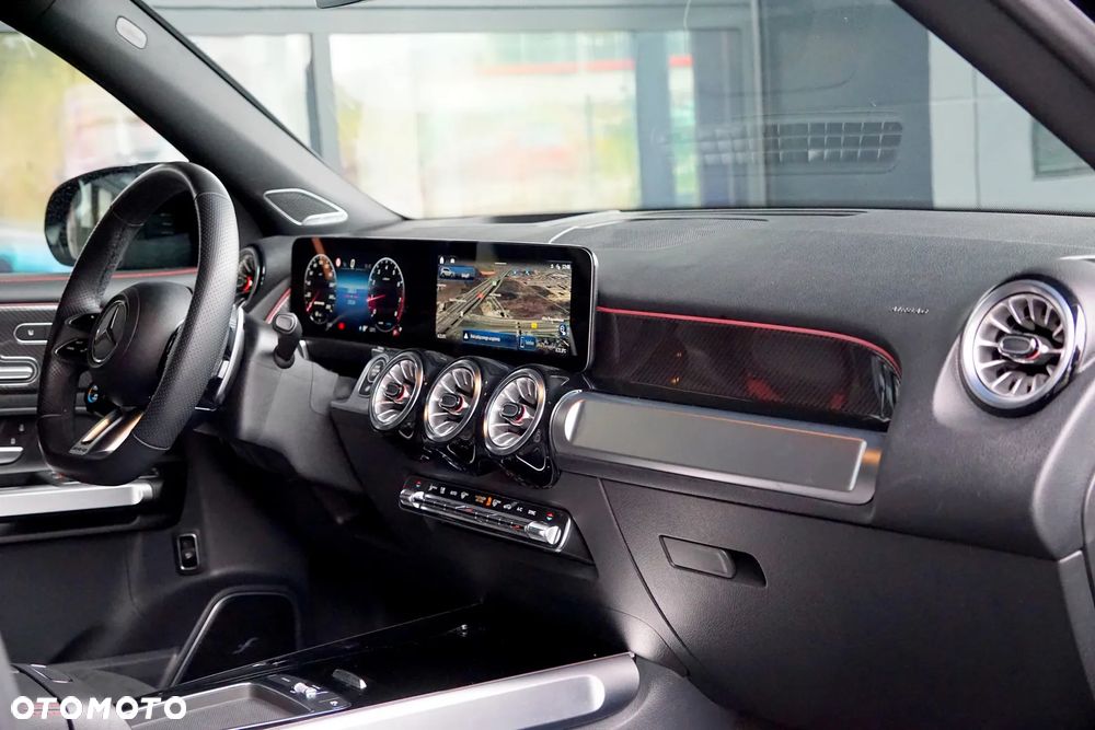Mercedes-Benz GLB AMG 35 4Matic AMG Speedshift DCT 8G - 23