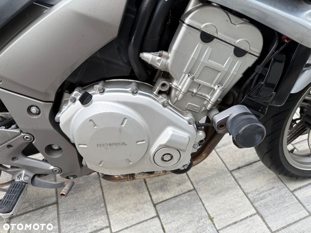 Honda CBF - 8