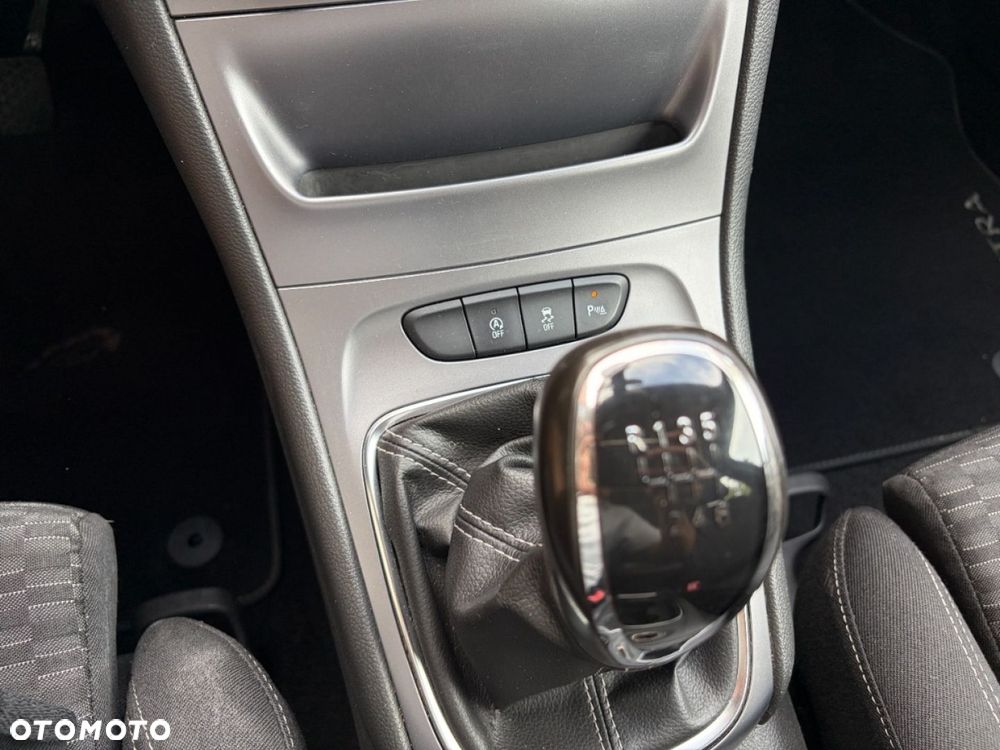 Opel Astra 1.6 CDTI Enjoy - 21