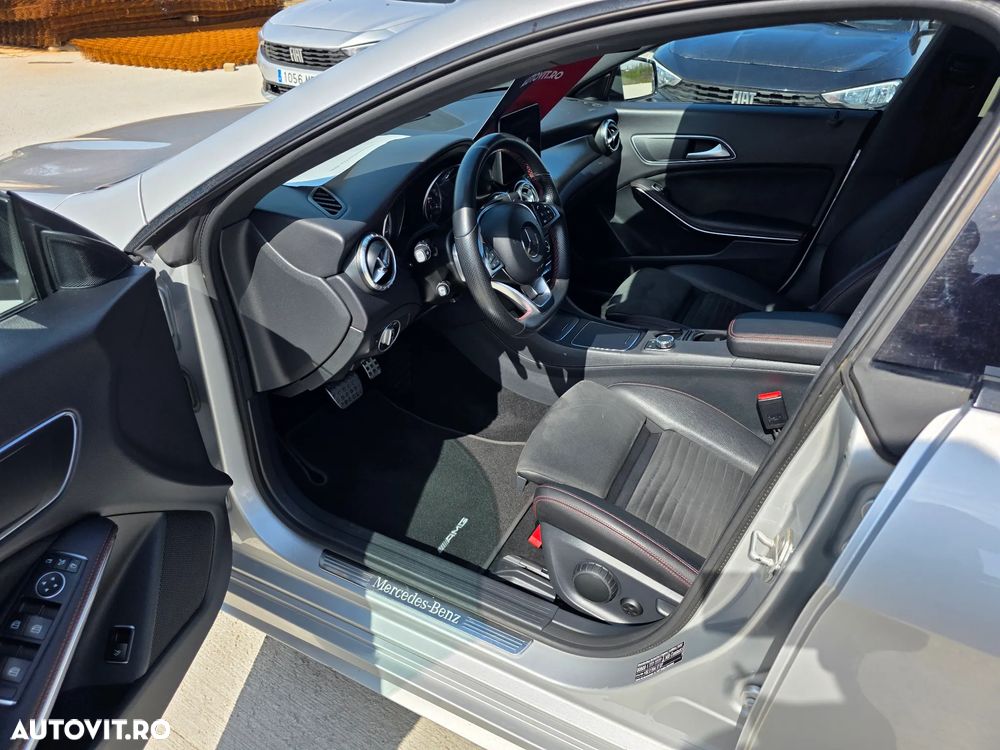 Mercedes-Benz CLA - 10