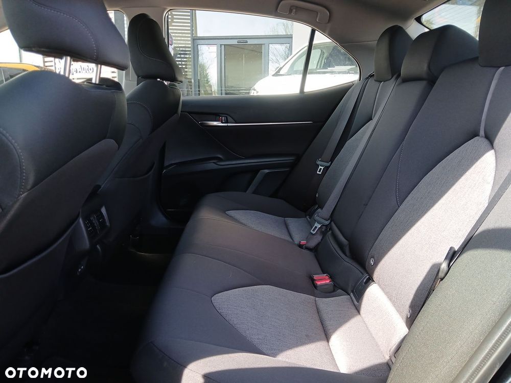 Toyota Camry 2.5 Hybrid Comfort CVT - 15