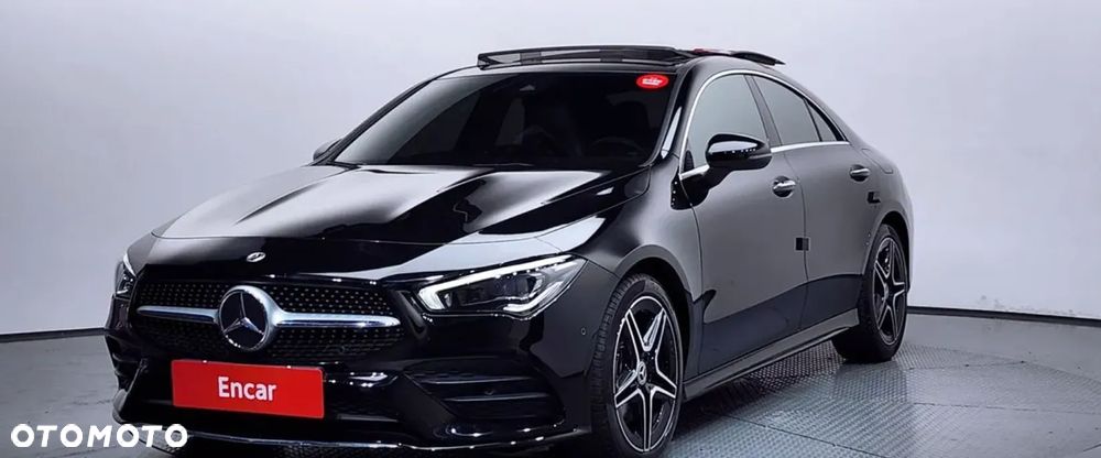 Mercedes-Benz CLA 250 4-Matic Progressive 7G-DCT - 2