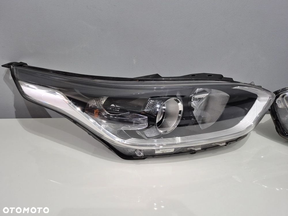 Kia Ceed III 18- Lampa reflektor soczewka lewy prawy przód 12PIN Europa oryginalny - 2