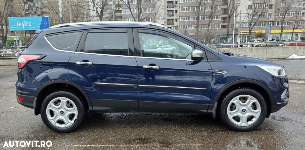 Ford Kuga - 5