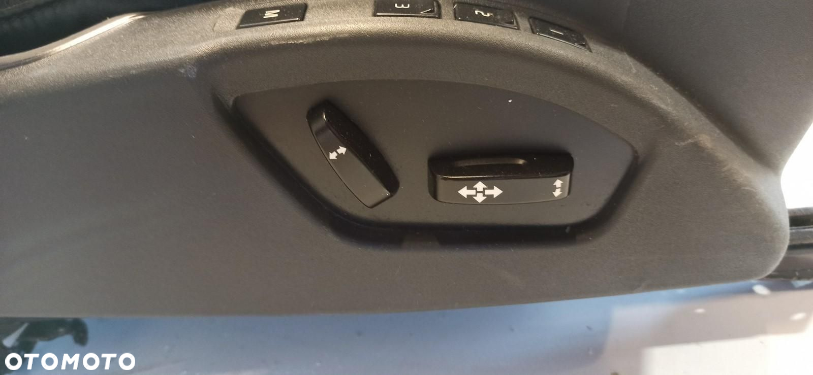 VOLVO V70 XC70 II FOTELE KANAPA 2010 - 15