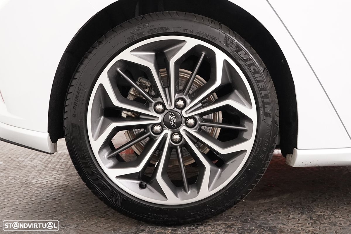 Ford Focus 1.0 EcoBoost MHEV ST-Line X - 5