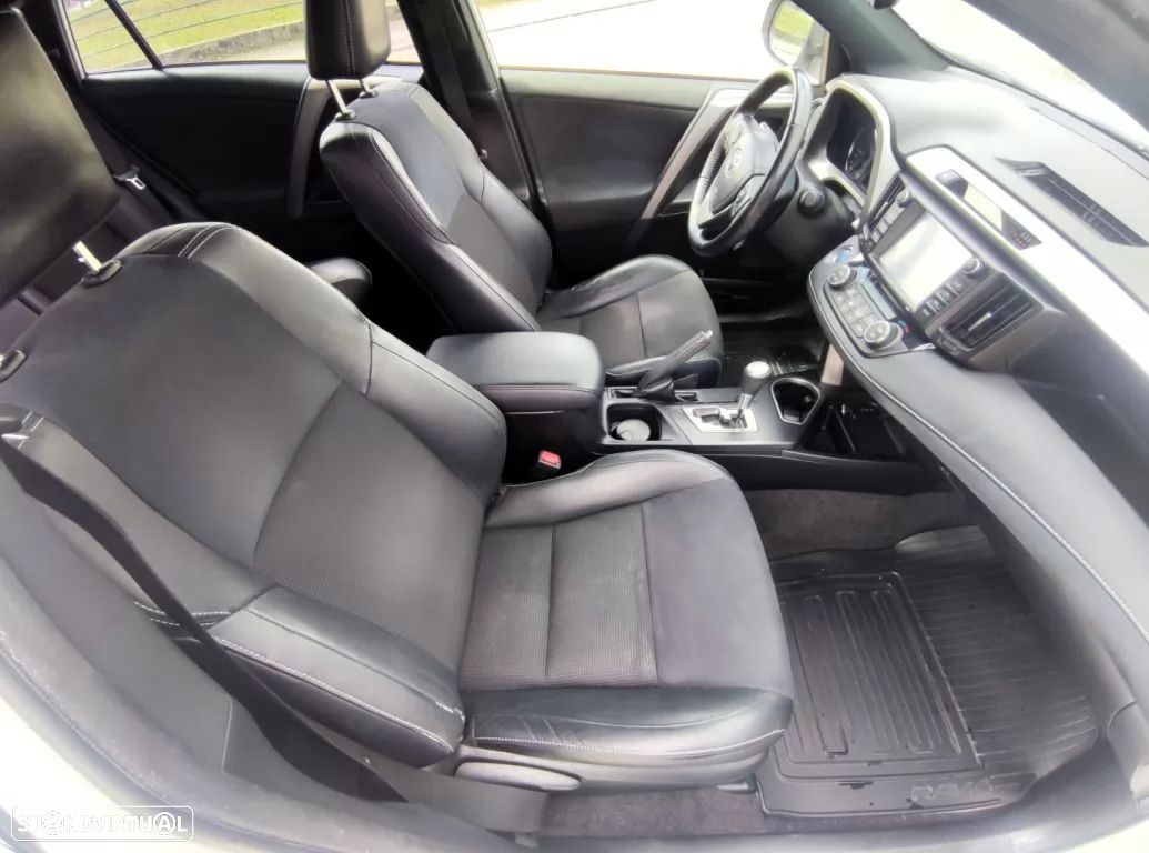 Toyota RAV4 2.5 HSD Comfort+P.Sport - 15