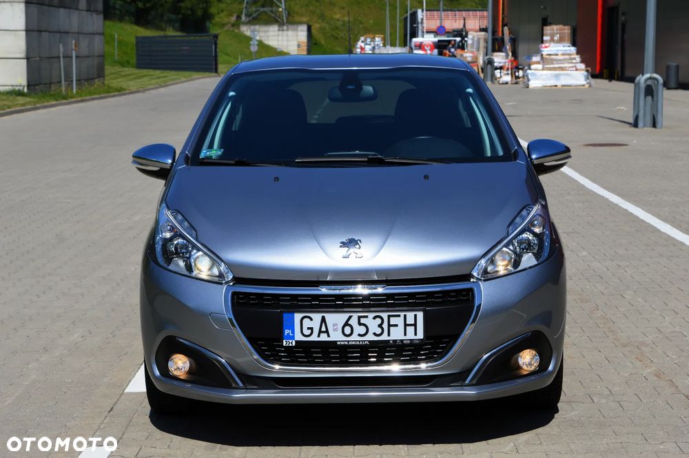 Peugeot 208 1.2 PureTech Allure - 16