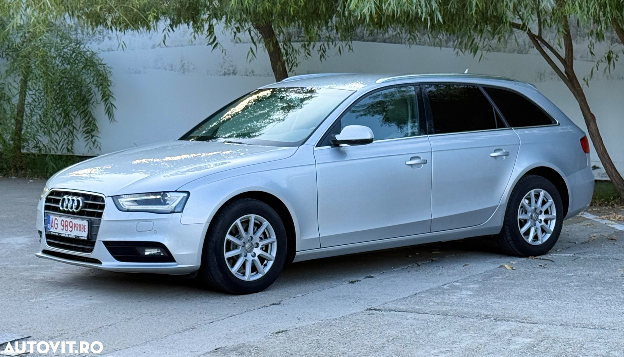 Audi A4 Avant 2.0 TDI DPF Attraction - 12