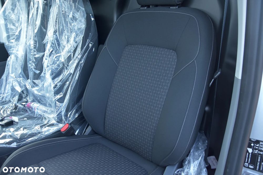 Ford Transit Custom Furgon L2H1 136KM - 7