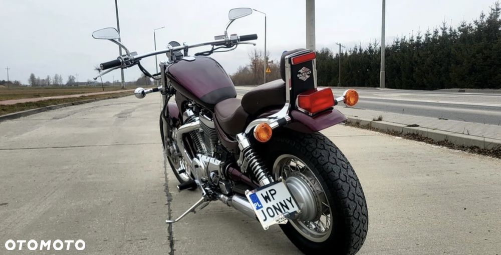 Suzuki Intruder - 4
