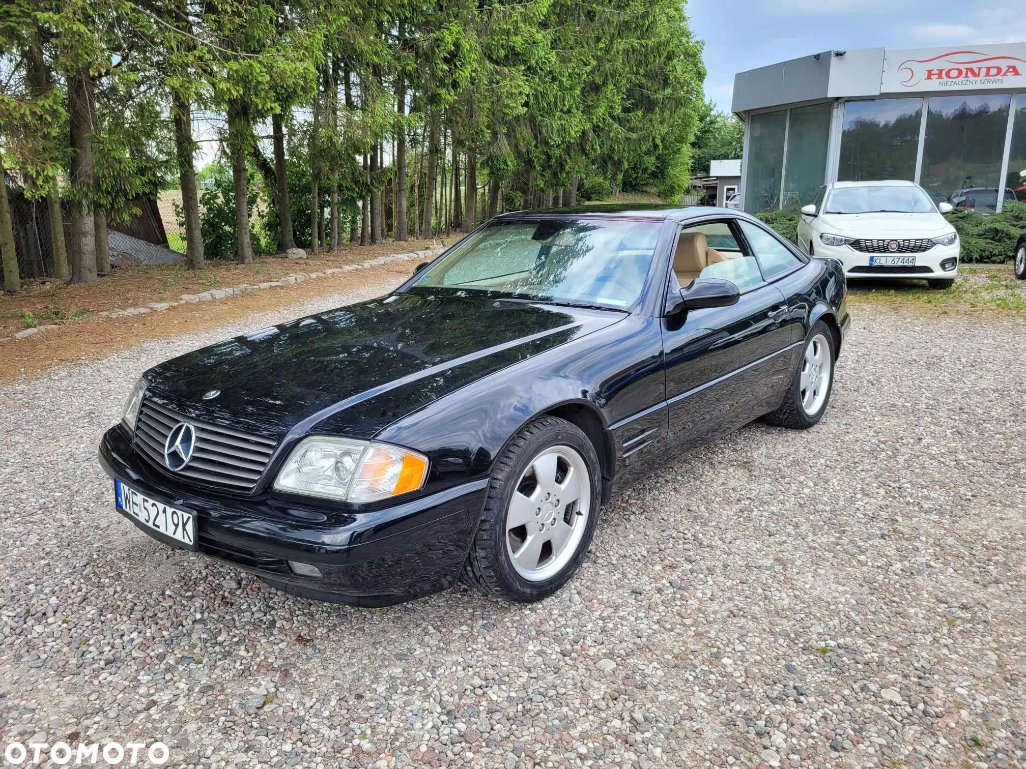 Mercedes-Benz SL - 1