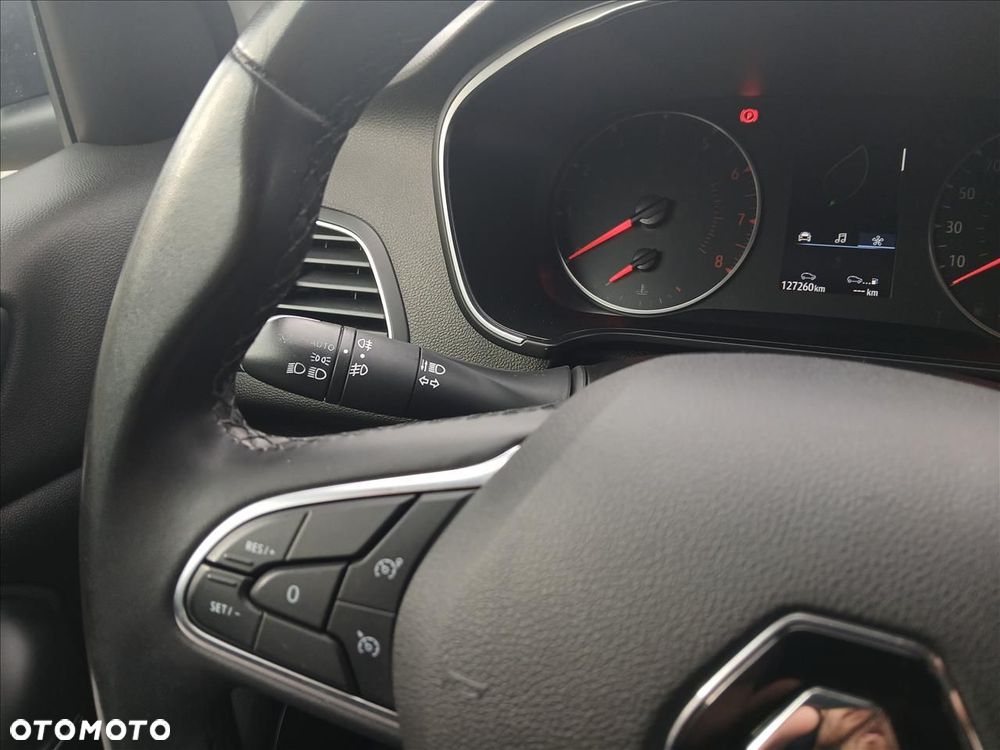 Renault Megane 1.3 TCe Zen - 21