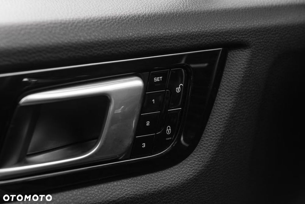 Porsche Cayenne E-Hybrid Tiptronic S - 27