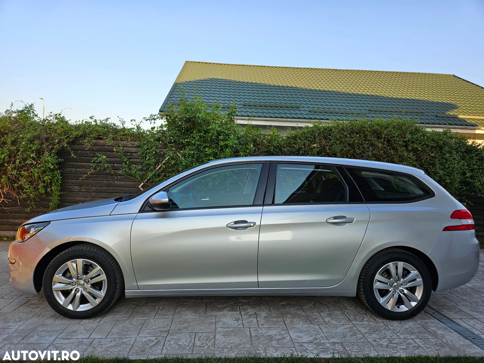 Peugeot 308 SW 1.6 BlueHDi FAP STT Active Aut. - 4