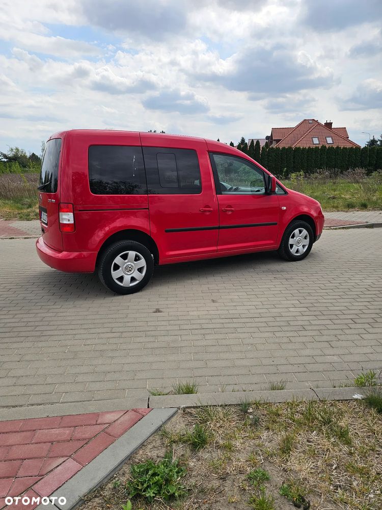 Volkswagen Caddy Life DSG - 8