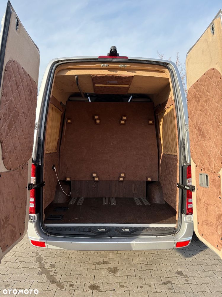 Mercedes-Benz Sprinter - 8