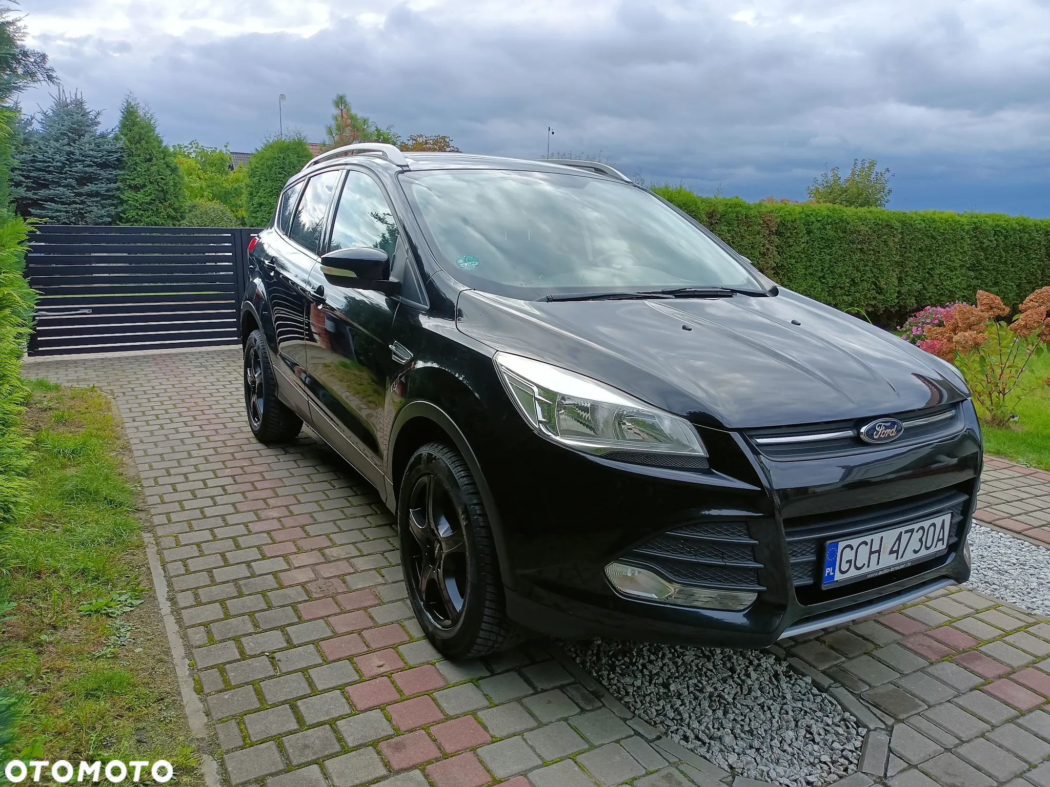 Ford Kuga - 2