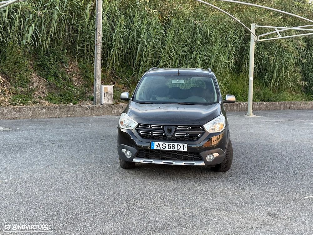 Dacia Lodgy 1.5 Blue dCi Stepway 7L - 3