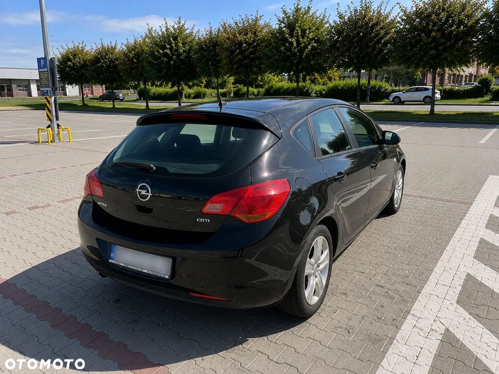 Opel Astra 1.7 CDTI - 4