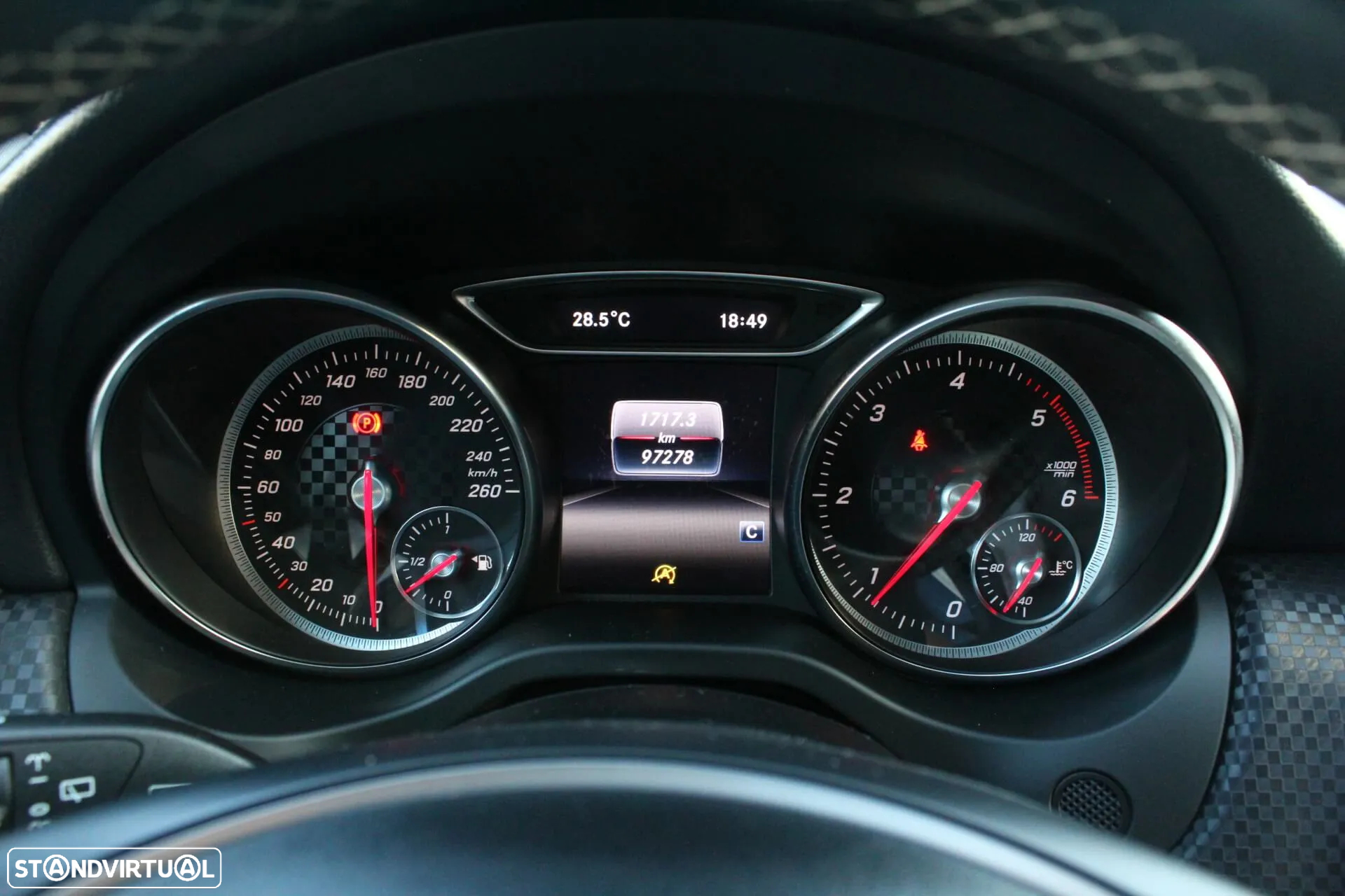 Mercedes-Benz A 180 d Urban - 13