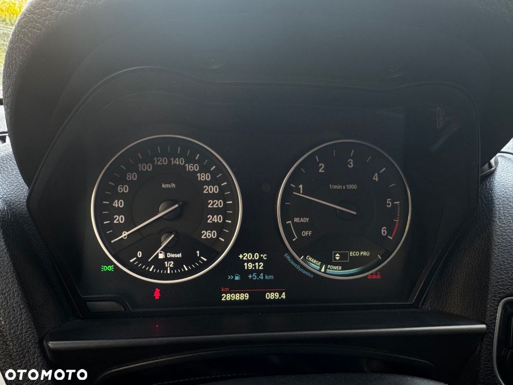 BMW Seria 1 116d EfficientDynamics Sport Line - 23