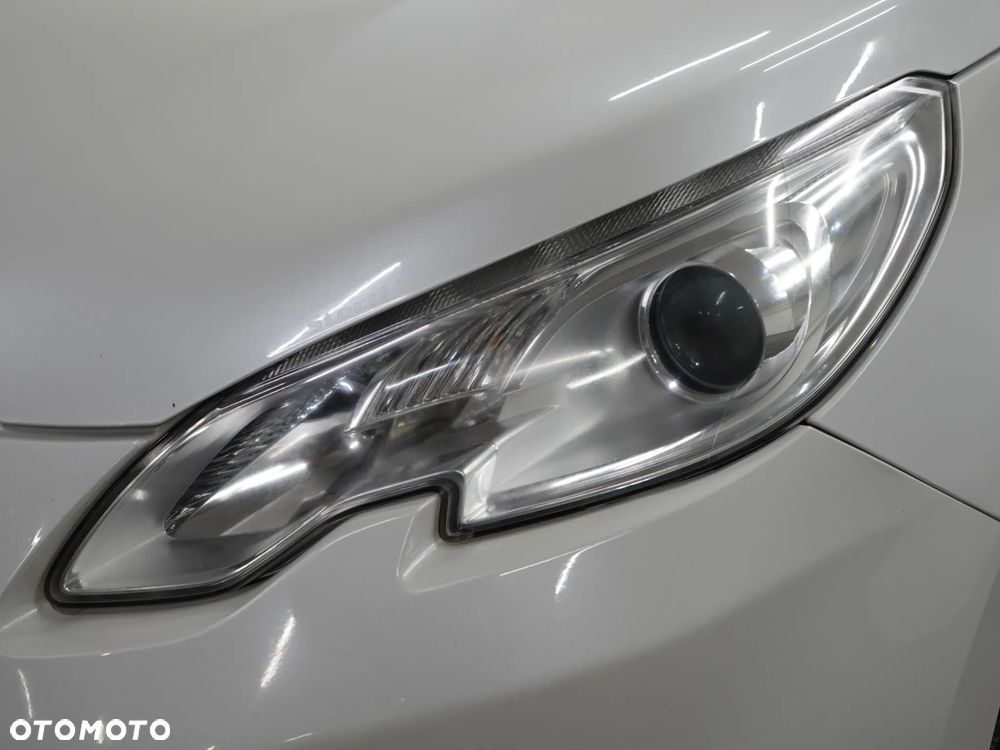 Peugeot 2008 e-HDi FAP 92 ETG6 STOP & START Allure - 13