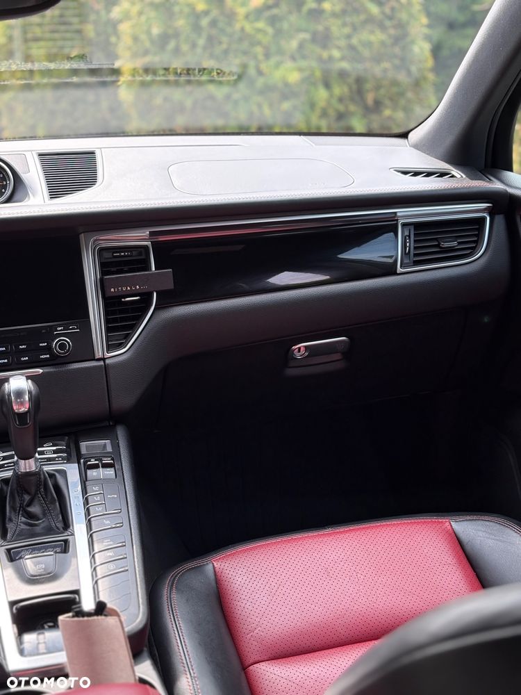 Porsche Macan Standard - 22