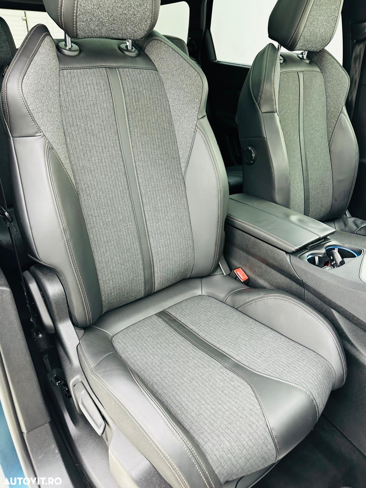 Peugeot 5008 - 23