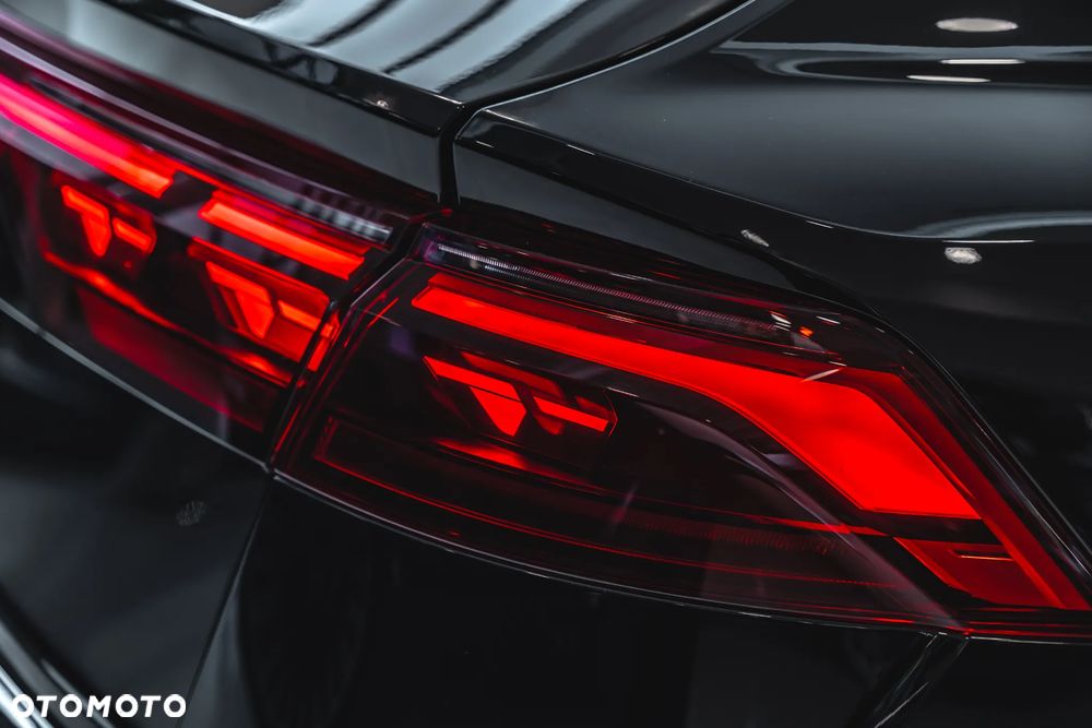 Audi SQ8 - 14