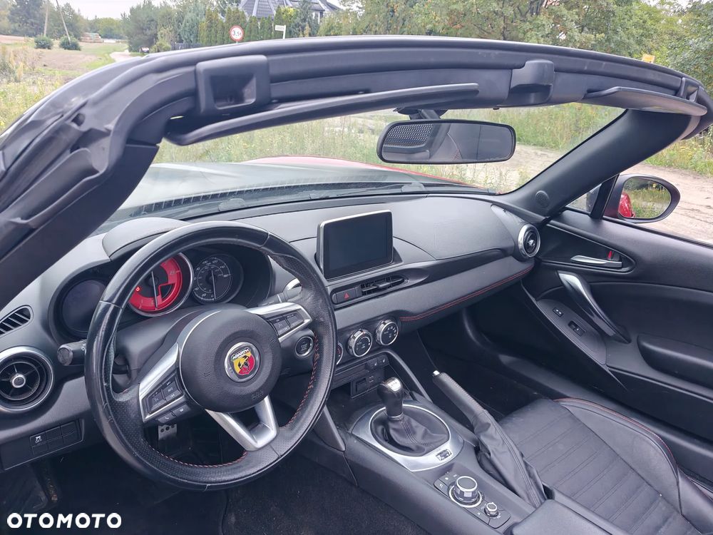 Fiat 124 Spider Abarth 1.4 MultiAir Turbo - 20