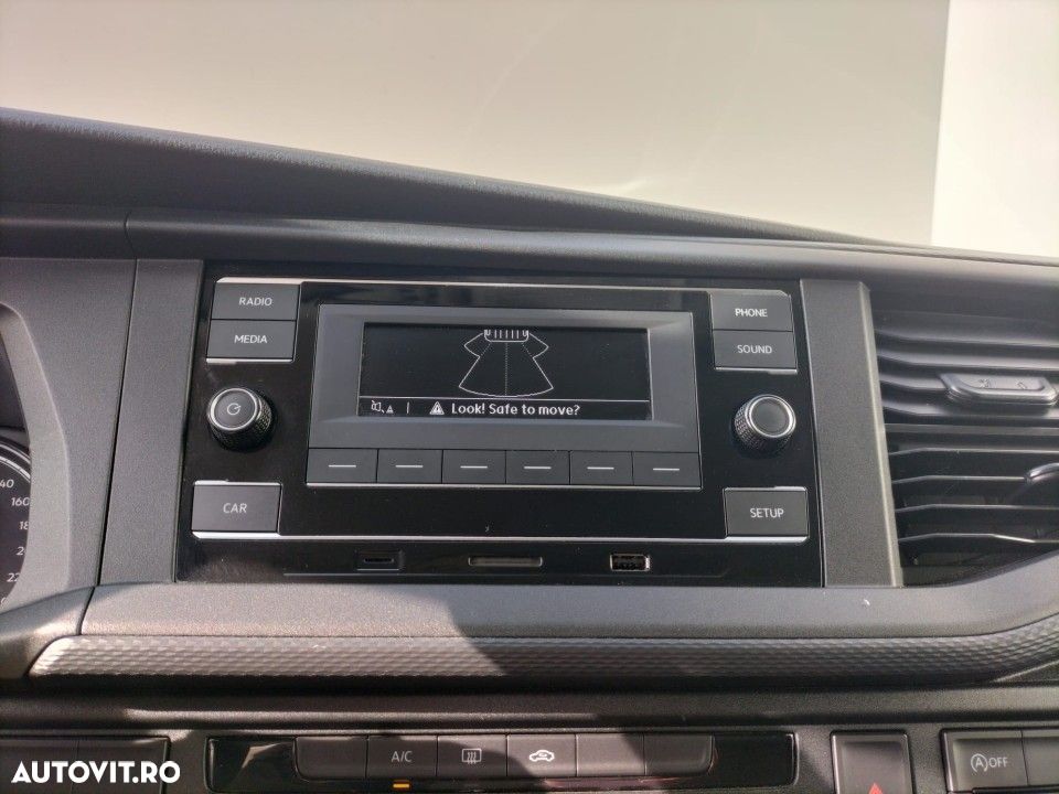 Volkswagen Transporter - 11
