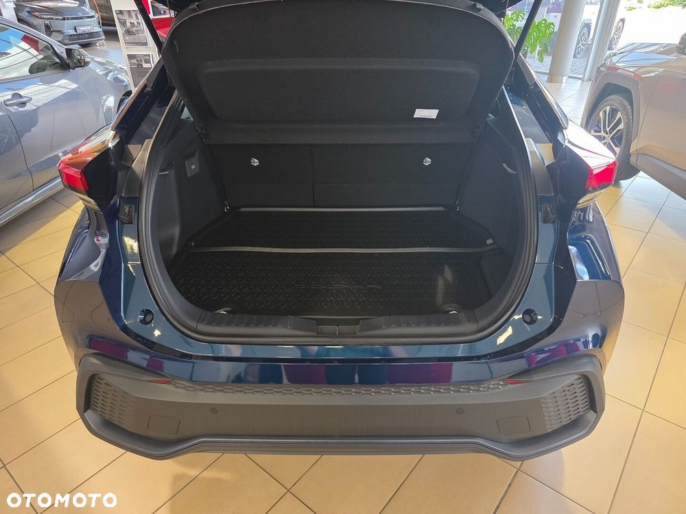 Toyota C-HR - 5