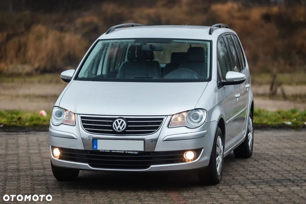 Volkswagen Touran 1.4 TSI Comfortline - 2