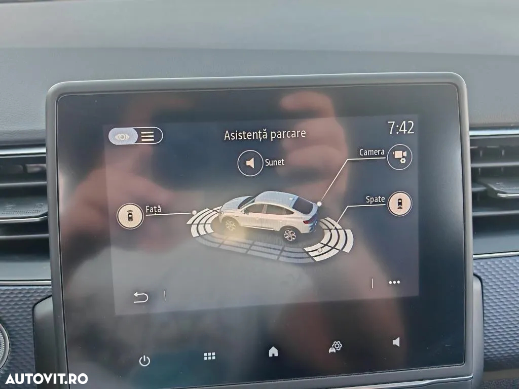 Renault Arkana E-TECH Hybrid Intens - 19