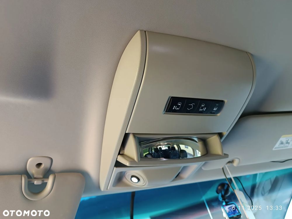 Chrysler Town & Country 3.6 Touring - 14