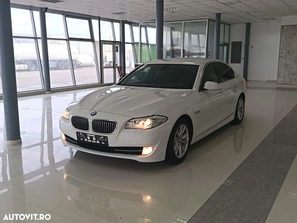 BMW Seria 5 520d - 14