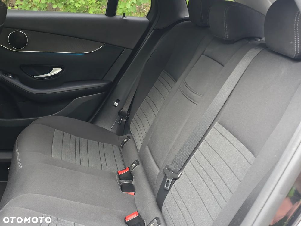 Mercedes-Benz GLC 220 d 4Matic 9G-TRONIC - 5