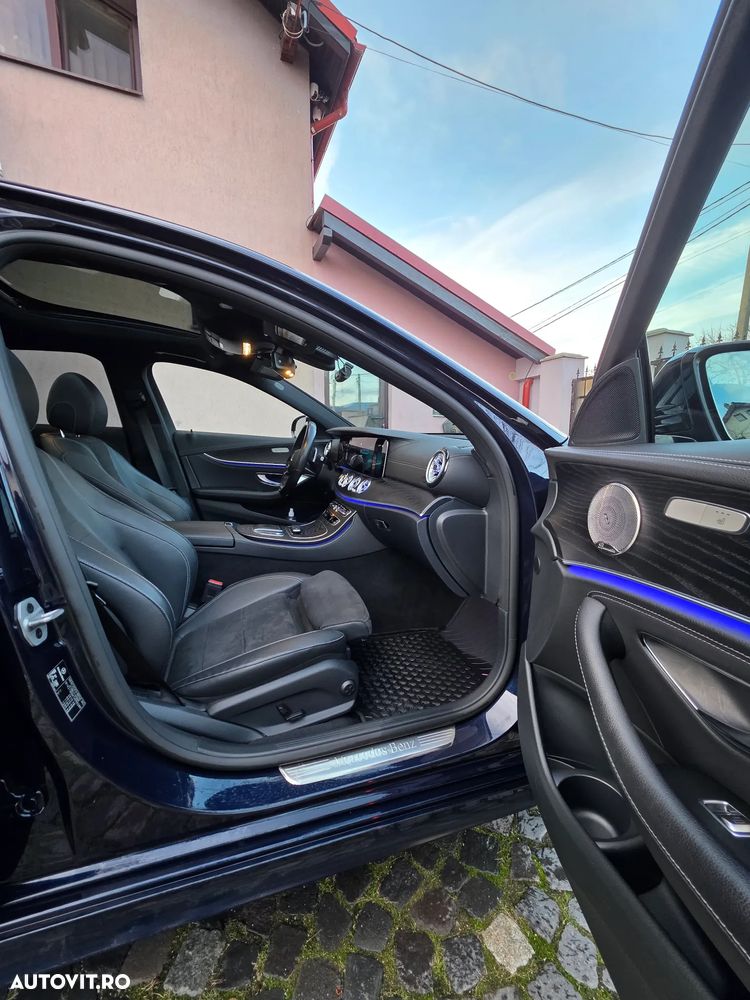 Mercedes-Benz E 220 d 4MATIC Aut. - 28