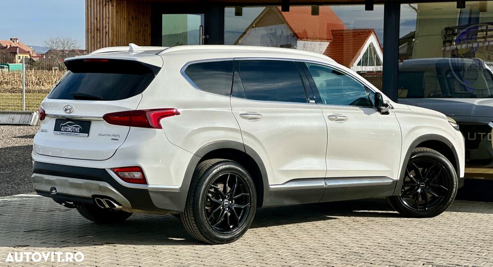 Hyundai Santa Fe 2.2 CRDi 4WD 8AT Luxury - 13